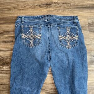 Apt. 9 Blue Boot Cut Jeans with Tan Stitching